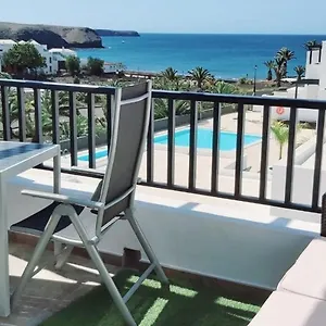 casa-mykonos-1-linea-de-mar-en-playa-blanca.in-canary-islands.com/